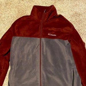 Full zip Columbia fleece jacket
